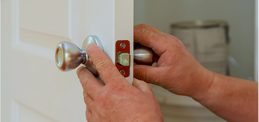 AAA Locksmiths For lock Replacement in San Gabriel, California
