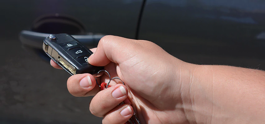 Car Door Unlocking Locksmith in San Gabriel, California
